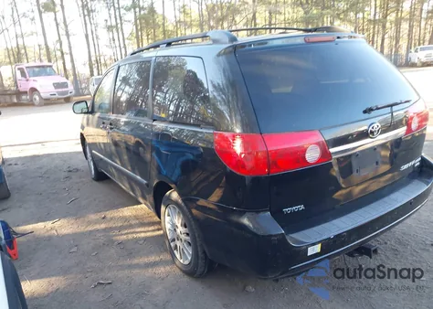 2009 Toyota Sienna Limited z USA, uszkodzony, nr VIN 5TDBK22C49S025371